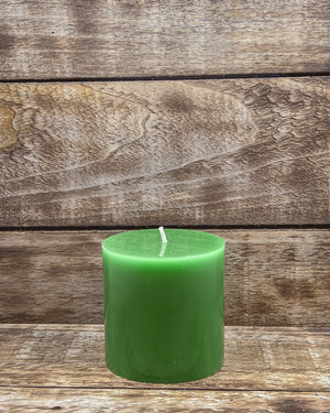 Three inch hills of clover pillar candle