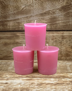 Hugs & Kisses Votive Candles